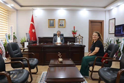 Hacıhamzalar Mahalle Muhtarı Perihan DENİZ hayırlı olsun ziyaretinde bulundu.